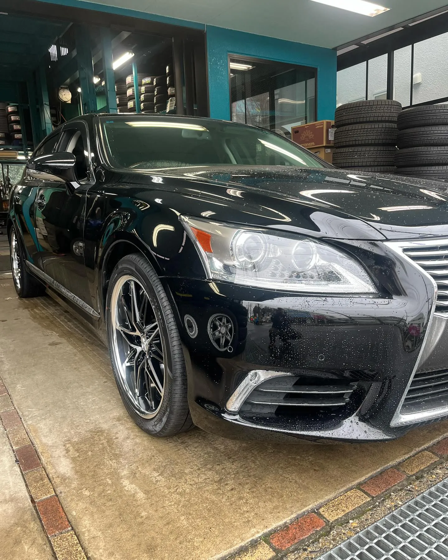 レクサス　LS460に新品セット💛