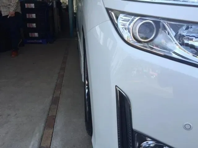 E52エルグランドにマーベリックSTS！19インチ！