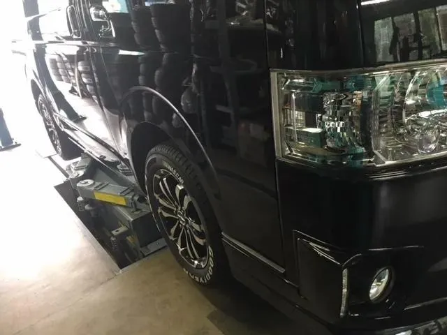 200系ハイエースのローテーション作業