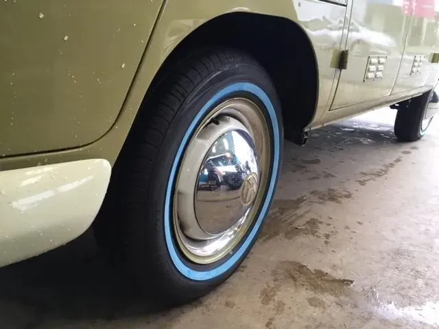 ワーゲンバス タイヤ交換！