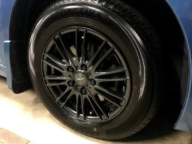 RK系ステップワゴンタイヤ交換中古セットでもかっこよくなるんです！