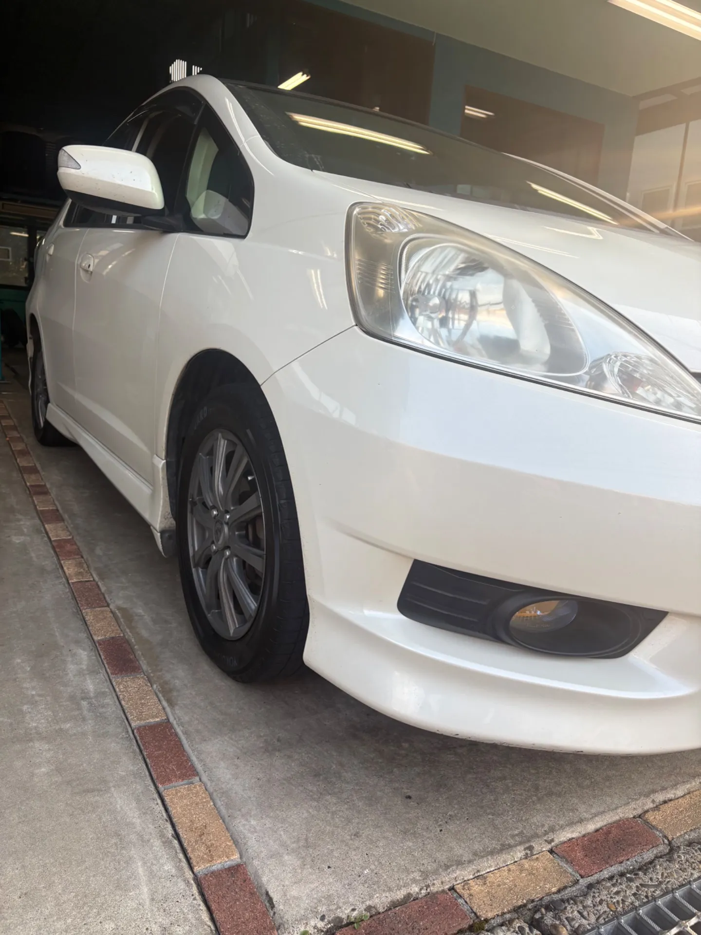 フィットシャトル